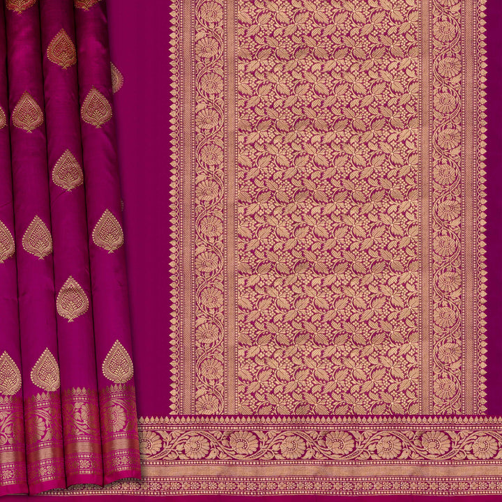 Pink saree with gold patterns