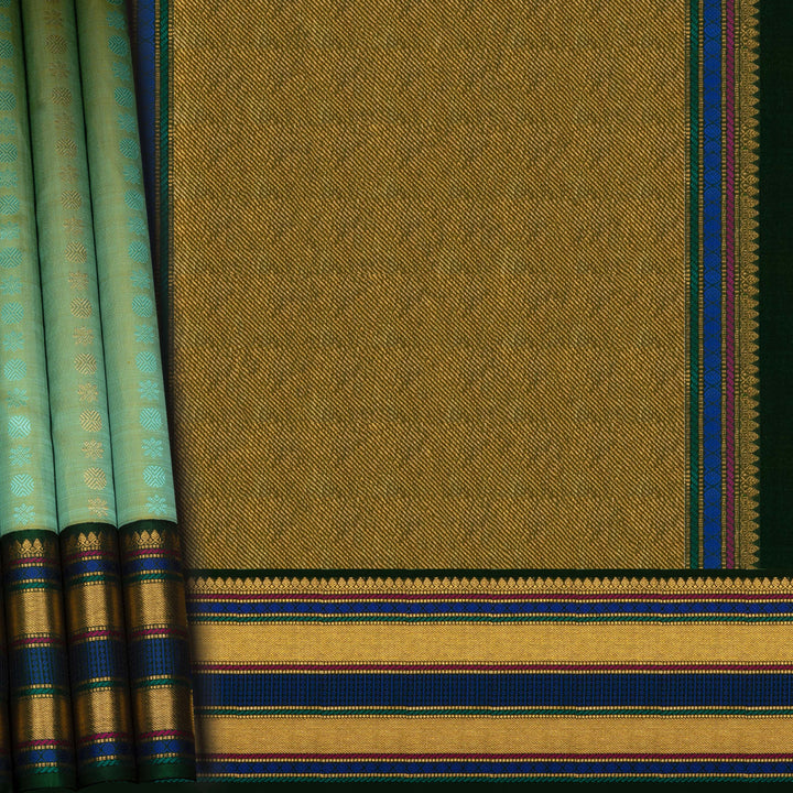 Pleats/body of Handwoven aqua green kanjivaram silk Saree