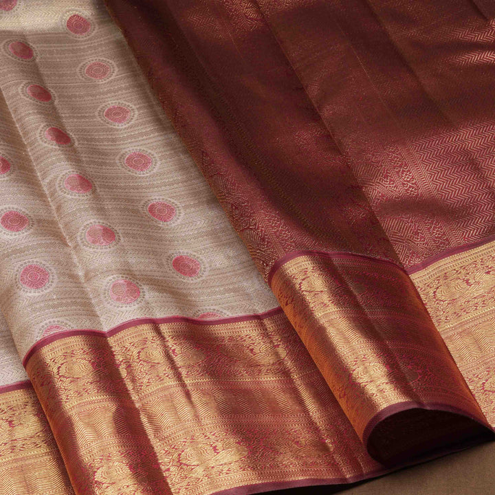 Sari with a patterned border and fabric texture