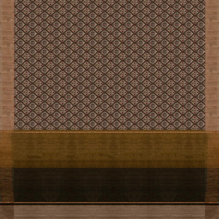 Pallu of Handwoven offwhite Tussar silk Saree