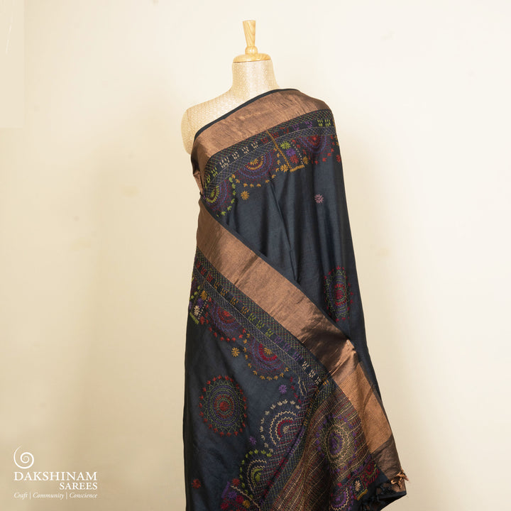 Pleats/body of Handwoven deep midnight blue  tussar  silk Saree