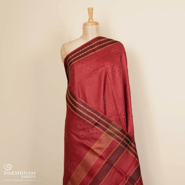 Pleats/body of Handwoven Red Tussar silk Saree
