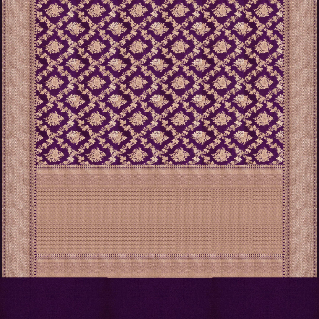 Pallu of Handwoven Deep Purple Banarasi Kattan silk Saree
