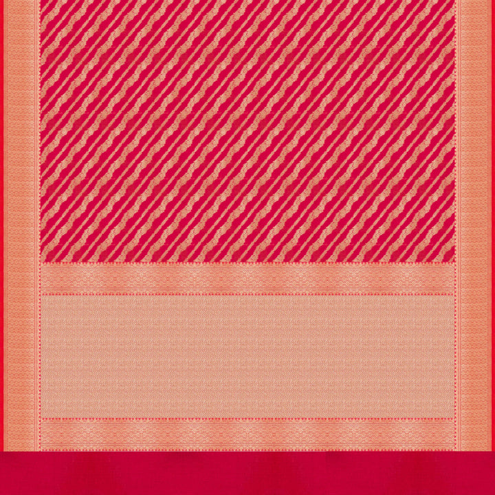 Pallu of Handwoven Pink Banarasi Kattan silk Saree