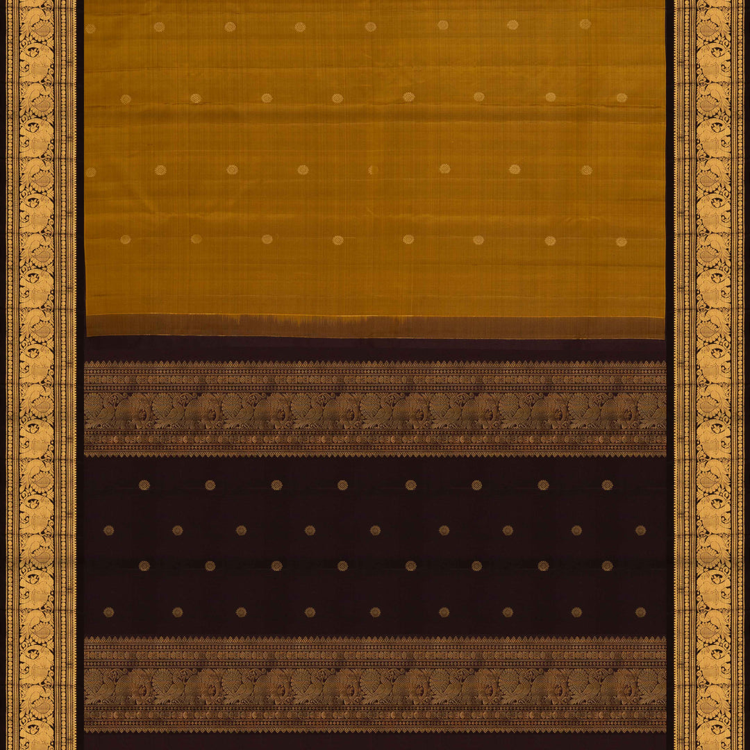 Pallu of Handwoven Moss brown and deep brown Kanjivaram silk Saree