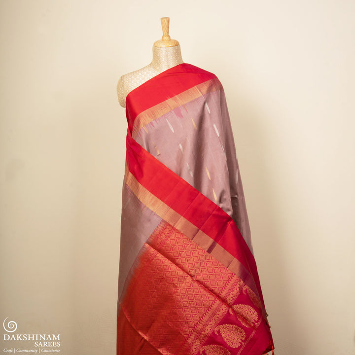 Pleats/body of Handwoven Lavender with Red color Soft silk Saree