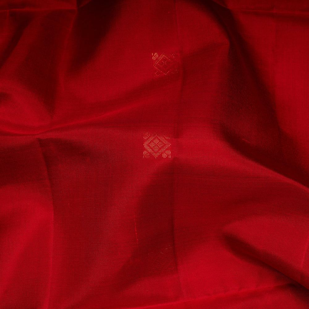 Close-up of Handwoven Red color Soft silk Saree