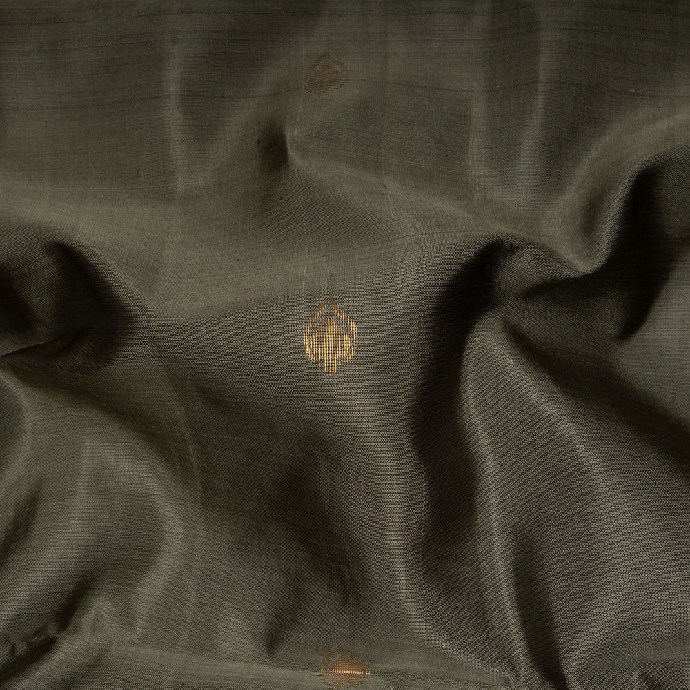 Closeup of Handwoven Grey with Maroon color Soft silk Saree