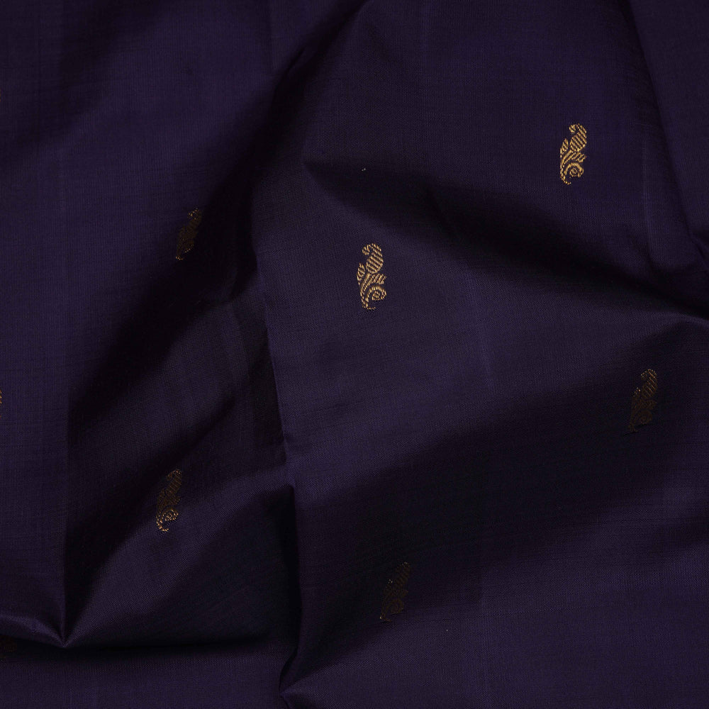 Closeup of Handwoven Navy Blue with Sky Blue Kanjivaram silk Saree