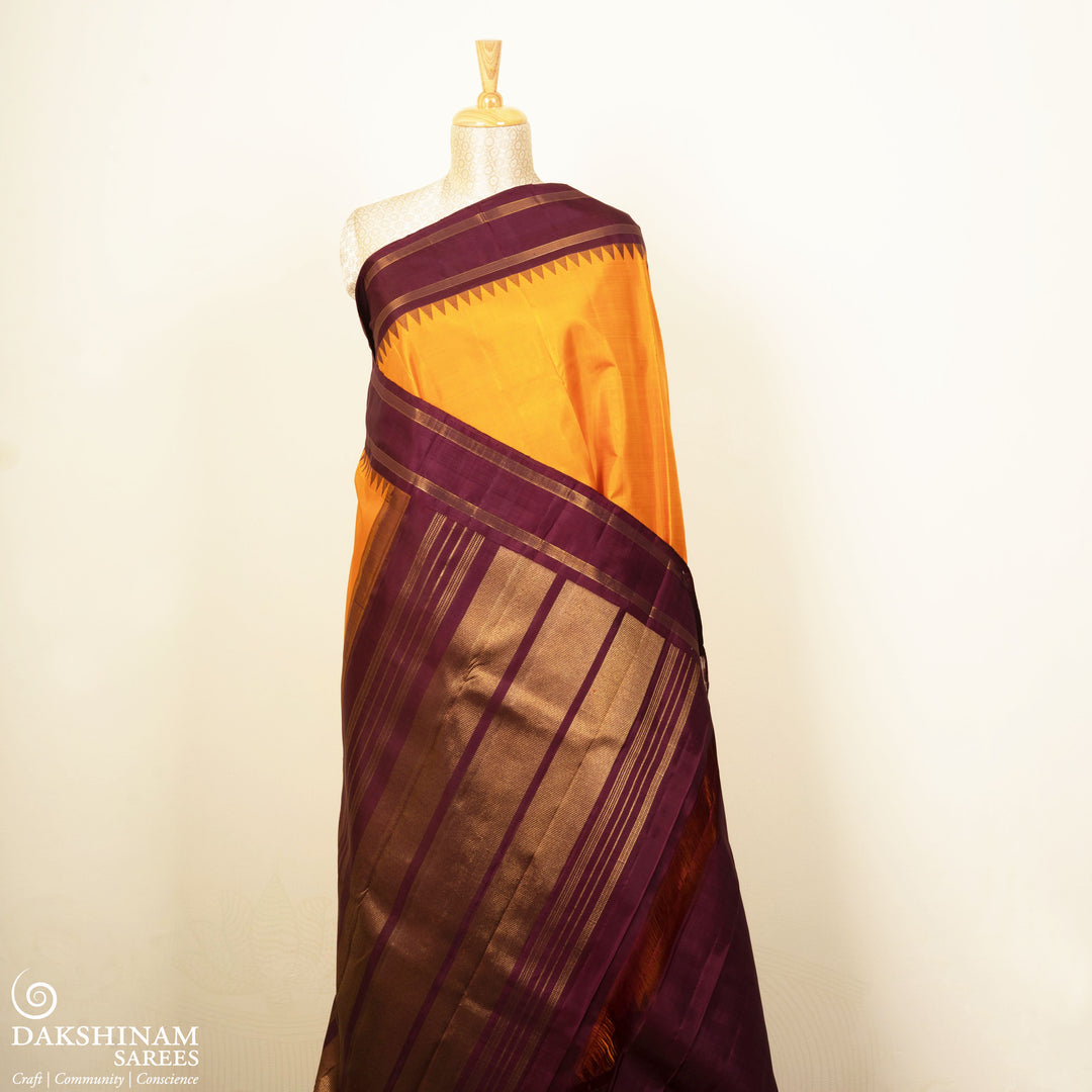 Pleats/body of Handwoven Korvai Kanjivaram silk saree in Mustard and Maroon color- 3310T015761DSC