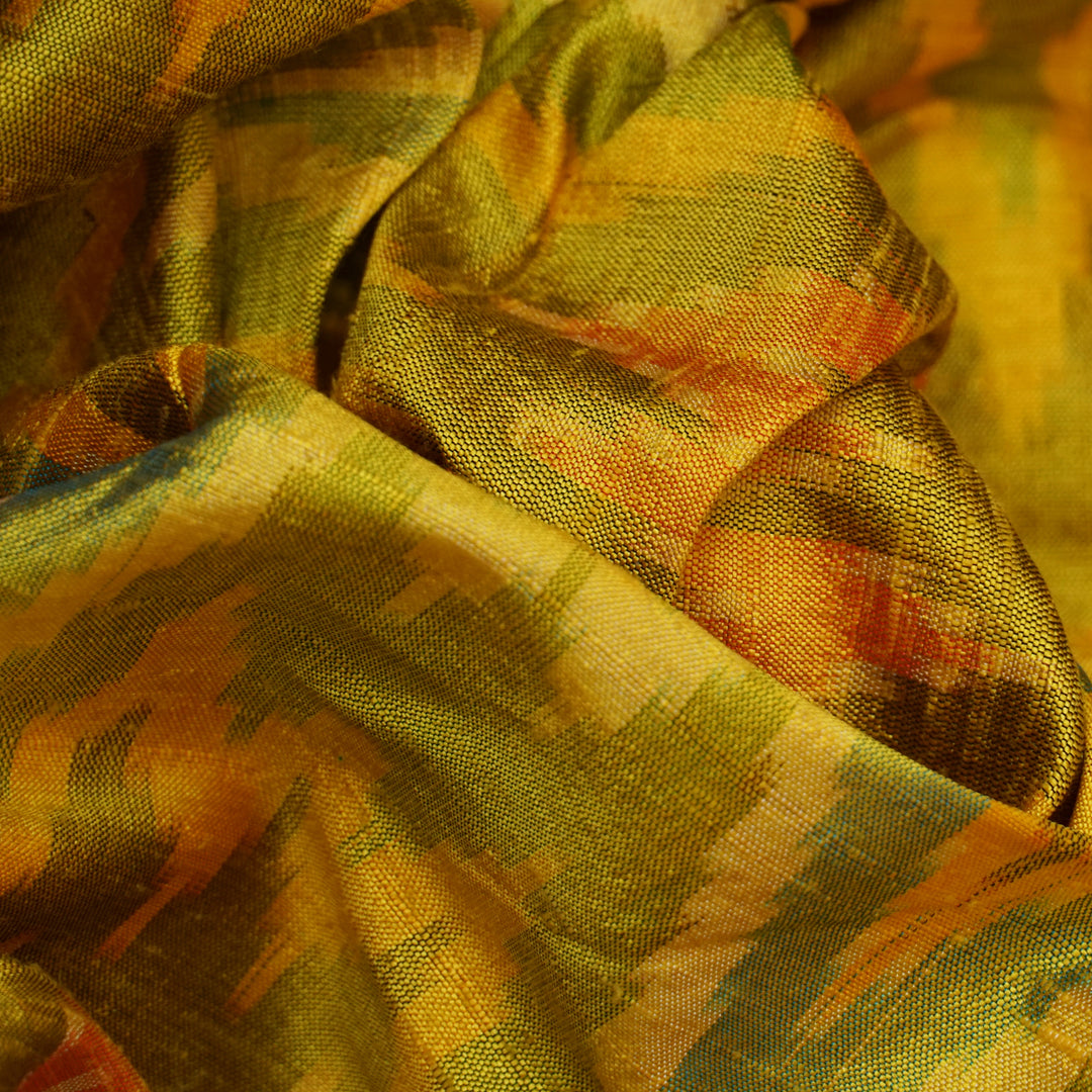 Handwoven Multi colour Raw silk Ikat Fabric - 27T001269DSC