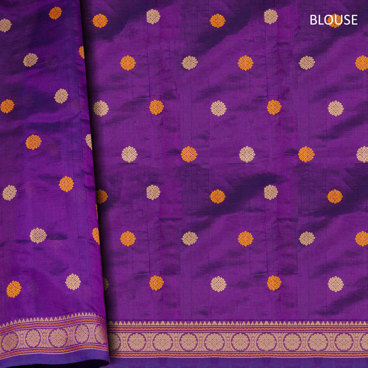 Plain violet silk cotton saree with thread woven rudraksham border and temple chakra pallu design