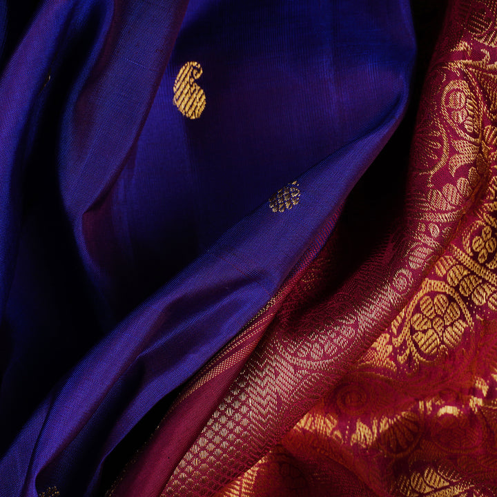 Handwoven Violet with Magenta Kanjivaram Silk Saree - 1875T008783DSC