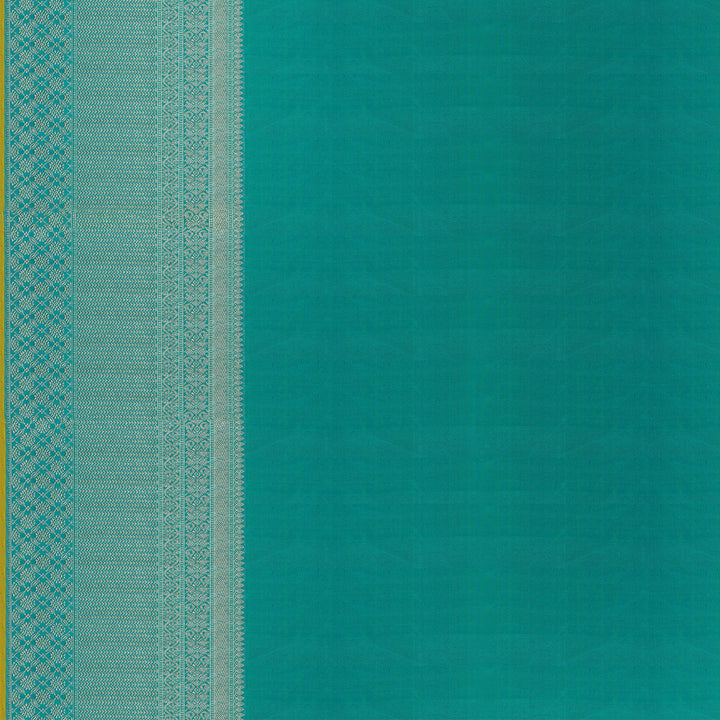 Handwoven Green Kanjivaram Silk Saree - 1908T007502DSC
