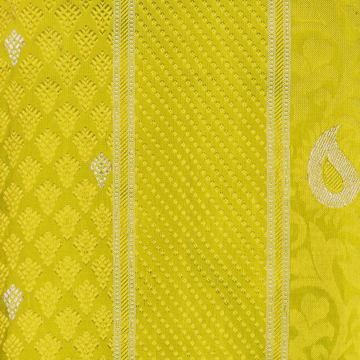 Handwoven Yellow with Pink Kanjivaram Silk Saree - 2015T009634DSC