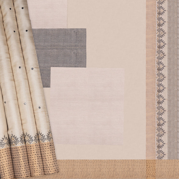 Handwoven Off-white Tussar Silk Saree - 2294T010944DSC