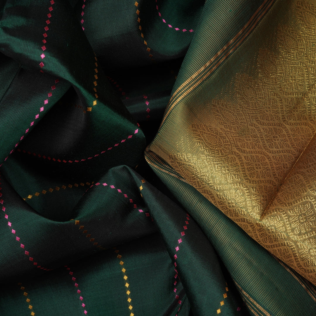 Handwoven Green Kanjivaram Silk Saree - 2287T010758DSC