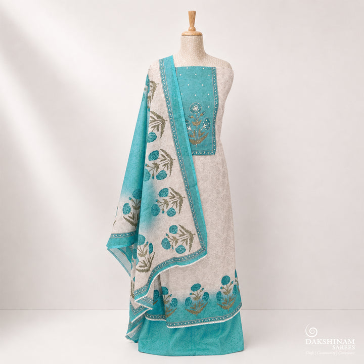 Beige and Blue Three-Piece Suit Set with Floral Embroidery and Scallop Border 65N046820DSC, N045343DSC