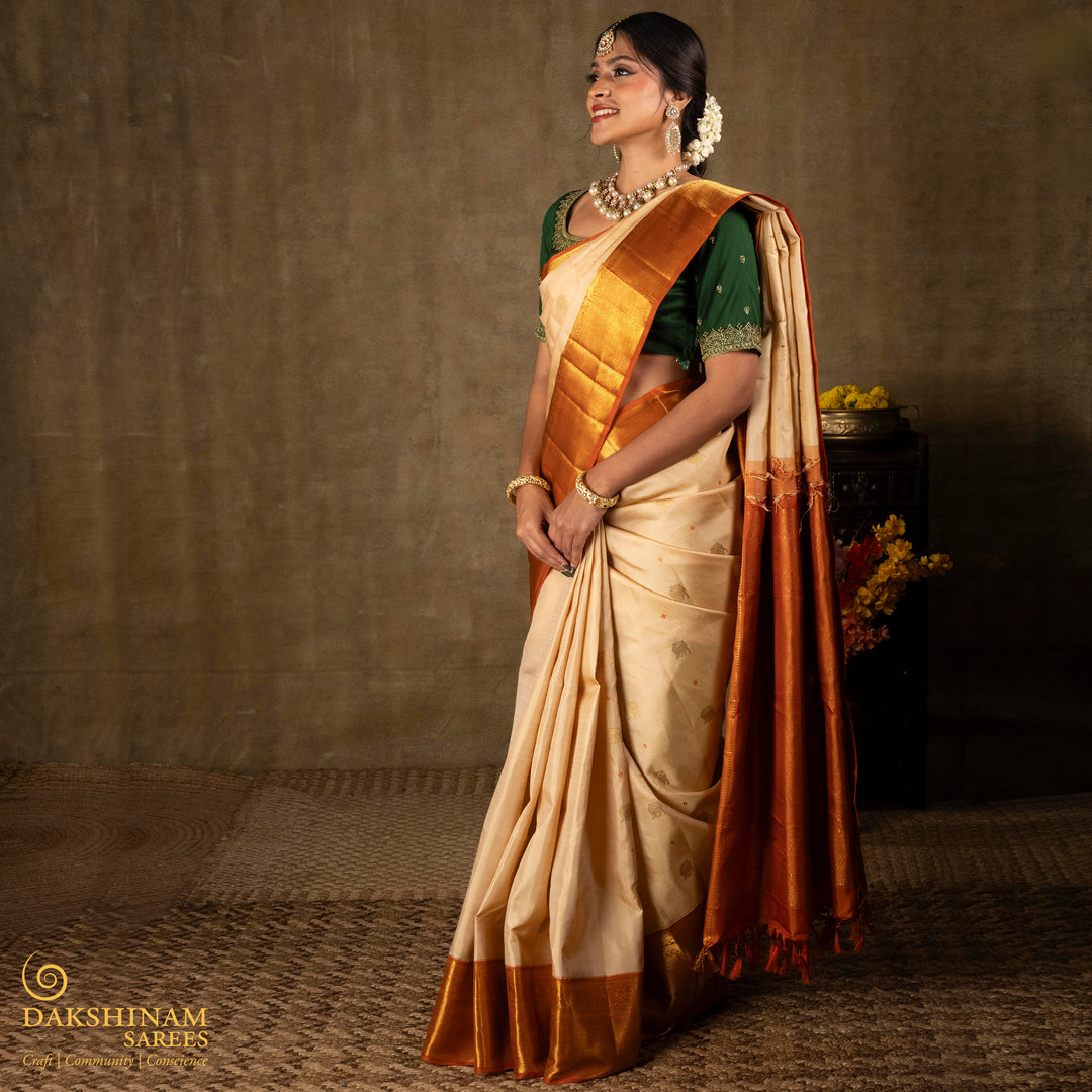 Beige Korvai Kanjivaram Silk Saree with Rust Orange Border 3537T017942DSC