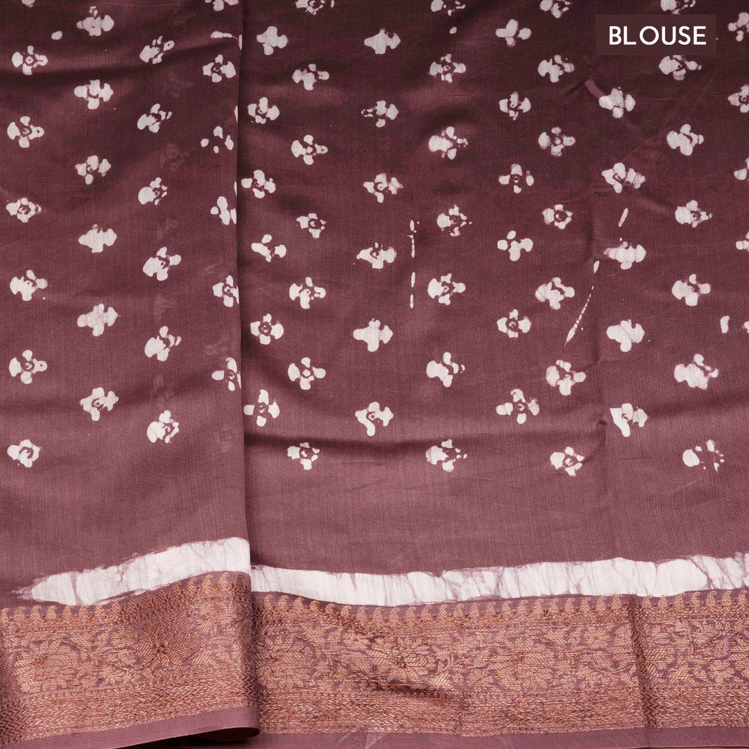 Brown Handwoven Silk Cotton Saree with Batik Print and Floral Zari Border 3507T016709DSC