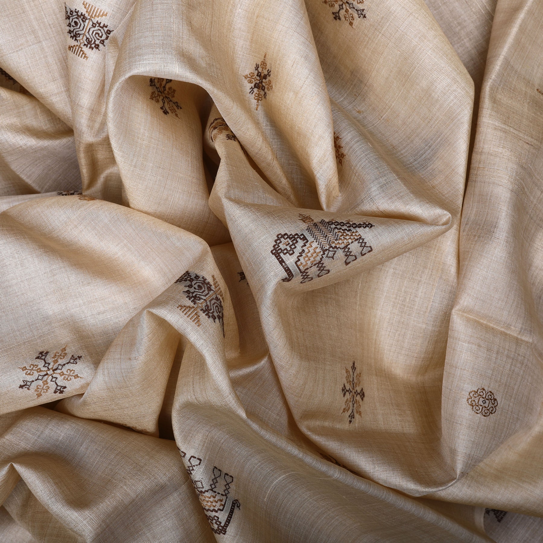 Khadi tussar deals silk fabric