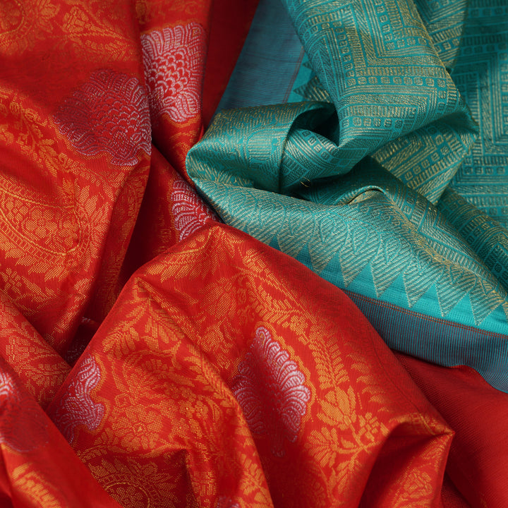 Handwoven Red with Green Kanjivaram Silk Saree - 1561T006059DSC